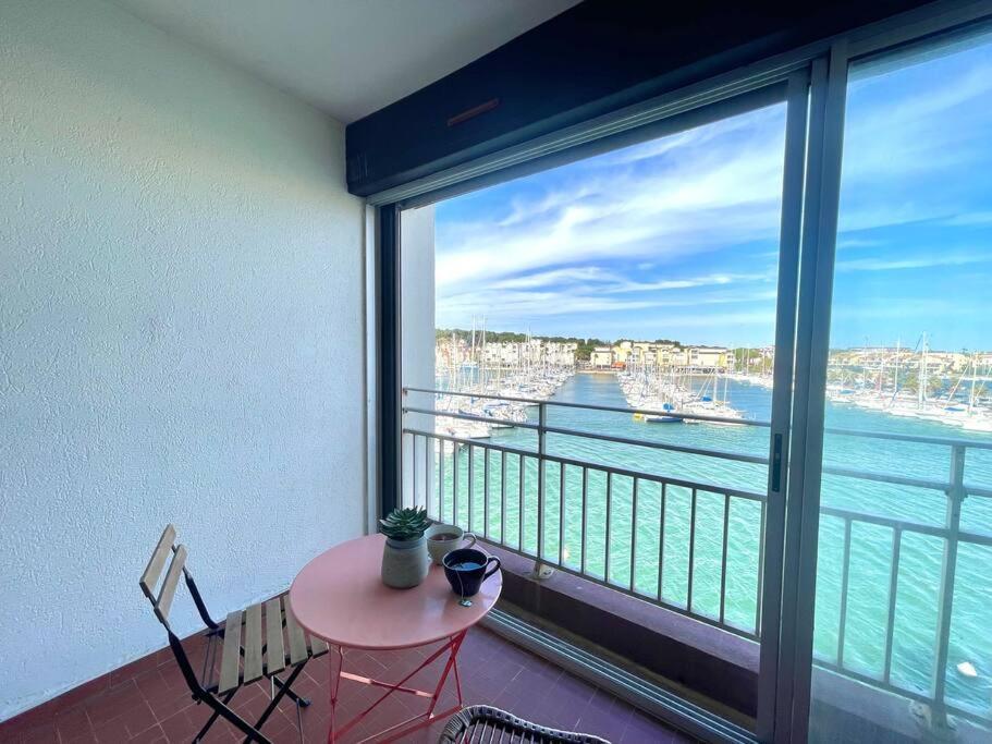 Appartement Vue Sur Le Port Gruissan Extérieur photo